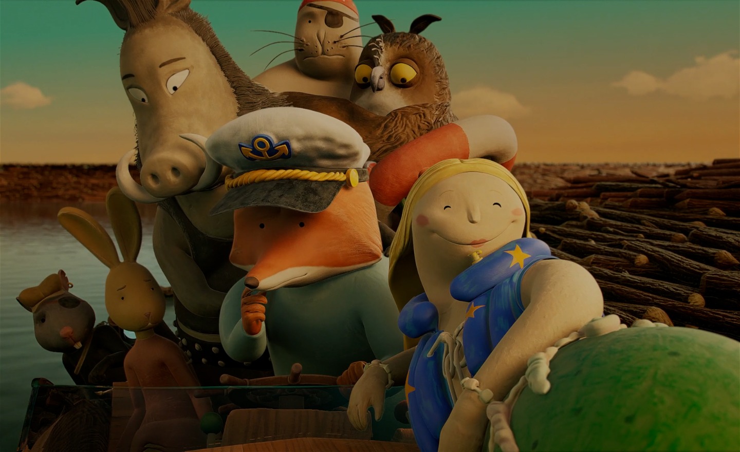 Flera olika djur och en flicka i blå flytväst sitter i en båt. En räv iförd skepparmössa håller i rodret. I vattnet intill båten ligger en mängd timmerstockar. 