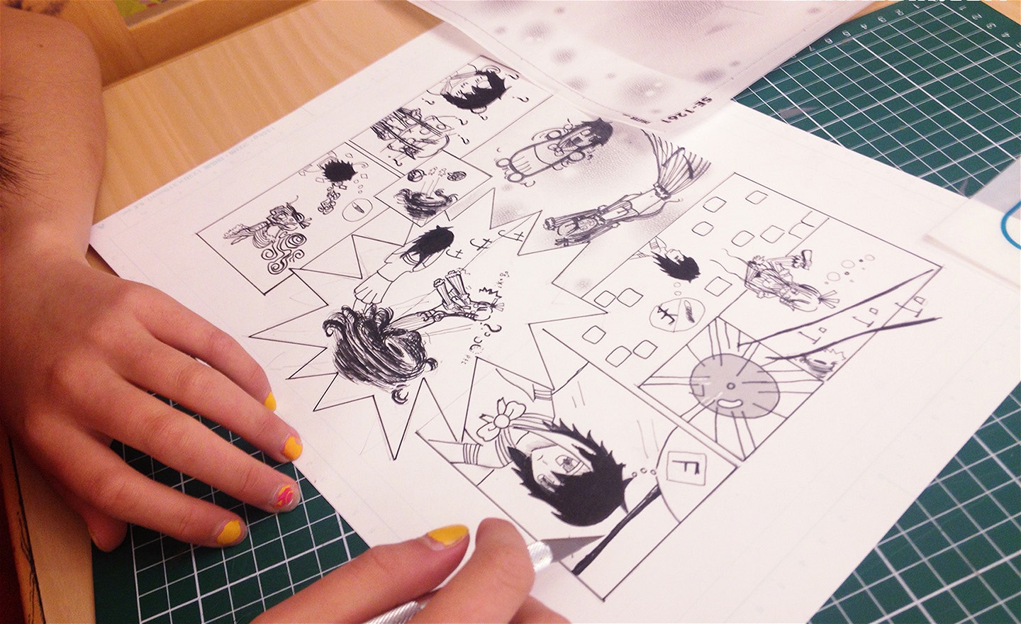 Elevexempel på serie-mangateckning