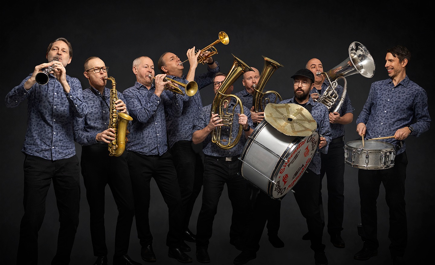 Süperstar Orkestar med sina blåsinstrument