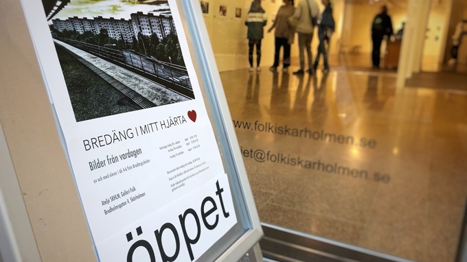 Gatuskylt med texten 