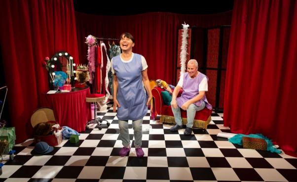 barnteater påfågeln